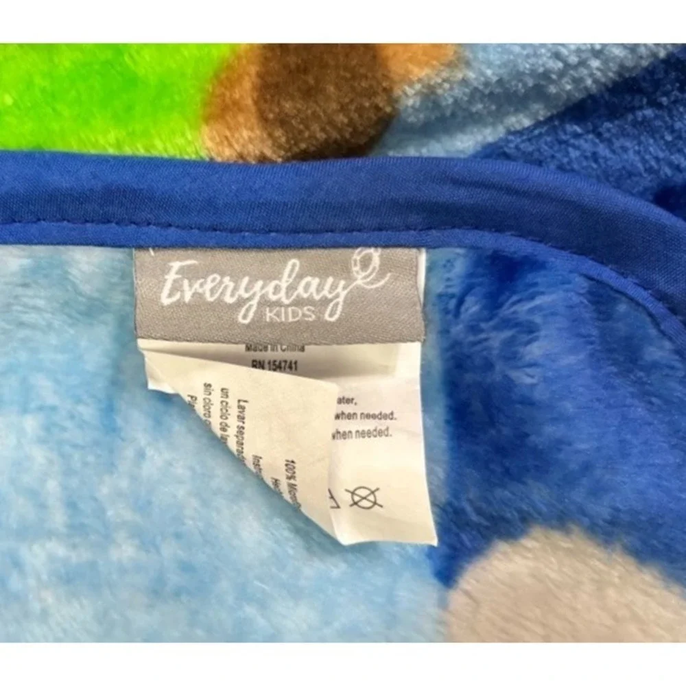 Everyday Kids Blue Stripe Dinosaur Baby Blanket Toddler Soft Polyester Roar‎ NEW